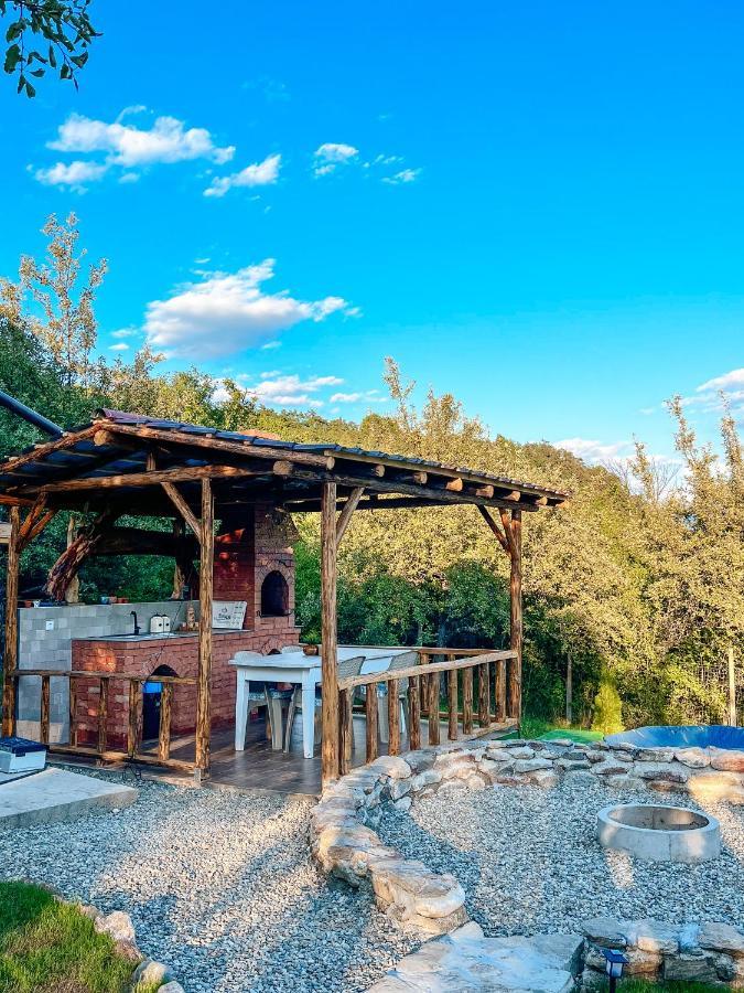 לינה וארוחת בוקר Sadu Elysian Fields - The Island Tiny House מראה חיצוני תמונה